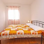 Сasa de vacaciones House Franko 1330