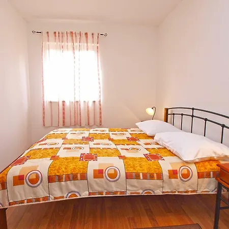 Vakantiehuis House Franko 1330