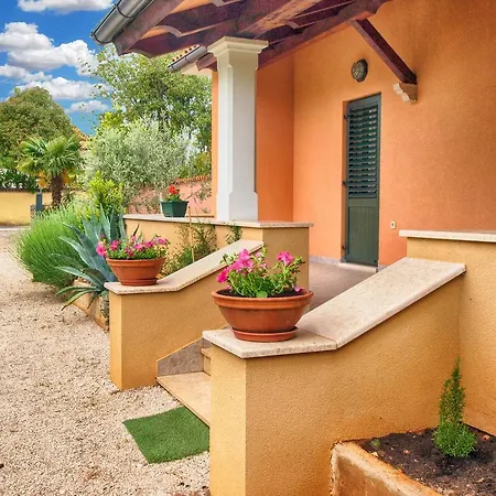 House Franko 1330 Πόρετς