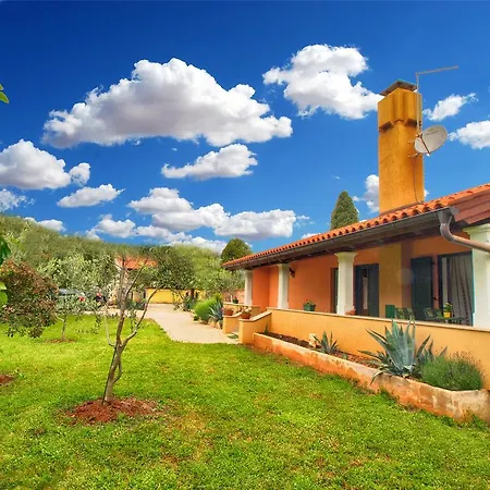 Holiday home House Franko 1330 *