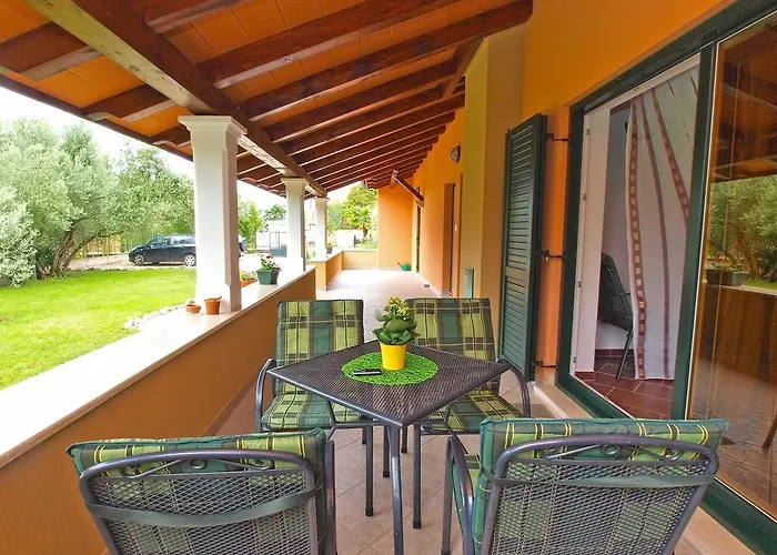 House Franko 1330