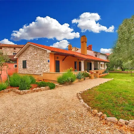 Ferienhaus House Franko 1330 Poreč