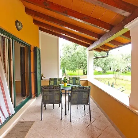 Ferienhaus House Franko 1330